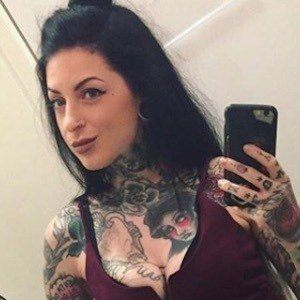 Ashley Mcmullen, 38 (纹身艺术家)