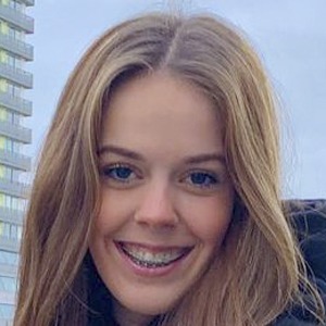 Ashley Regeling, 22 (TikTok Star)