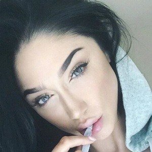 Ashley Rossi, 29 (Instagram Star)