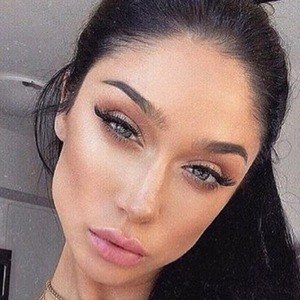 Ashley Rossi, 30 (Instagram Star)