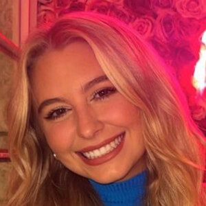 Ashley Sims, 22 (TikTok Star)