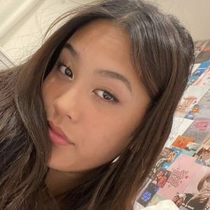 Ashley Trinh image 3