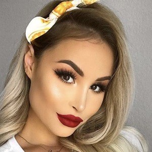 Ashley Wagner, 35 (Star di YouTube)