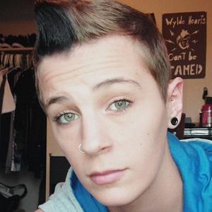 Ashley Wylde, 33 (YouTube Star)