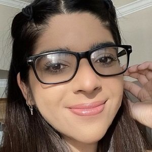 AshleyTheUnicorn, 25 (YouTube Star)