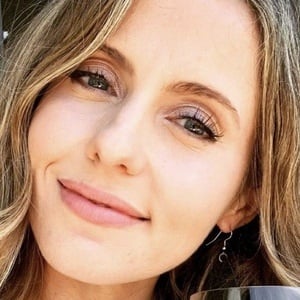 ashleyyylreyyy (TikTok Star) - Age, Birthday, Bio, Facts, Family, Net