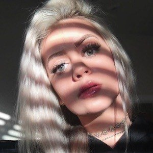Ashly Schwan, 28 (Instagram明星)