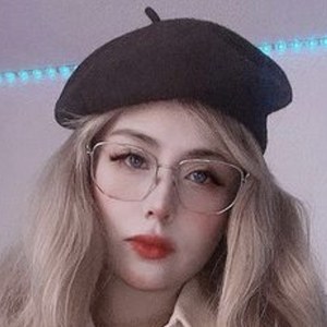 Ashlyn Pimentel image 3