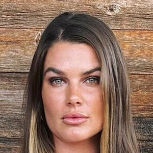 Ashlyne Wallen image 12