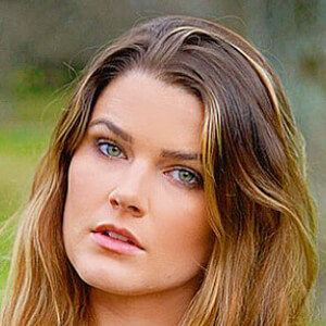 Ashlyne Wallen image 2