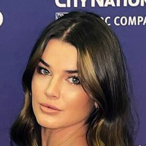 Ashlyne Wallen image 8