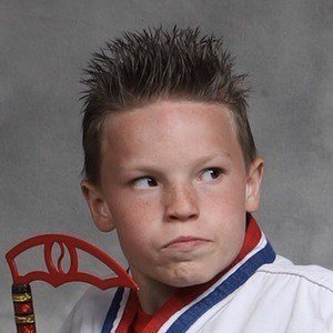 Ashton Myler (YouTube Star) - Age, Birthday, Bio, Facts, Family, Net