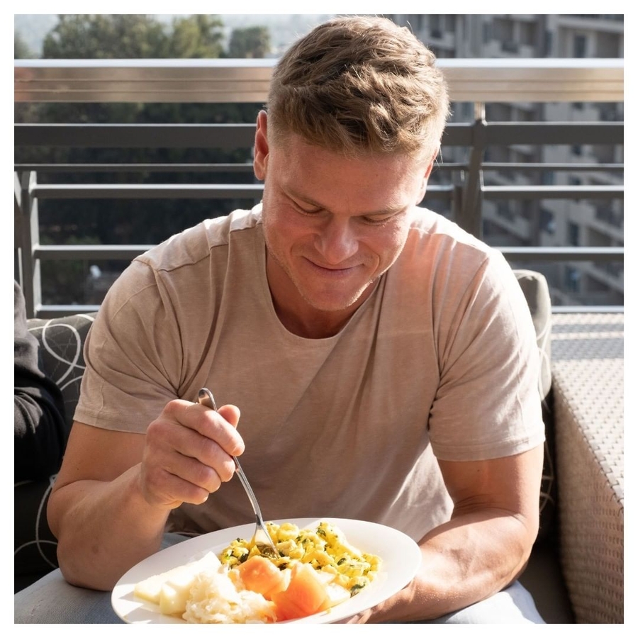 Ashton Pienaar, 36 (Estrella de Telerrealidad)