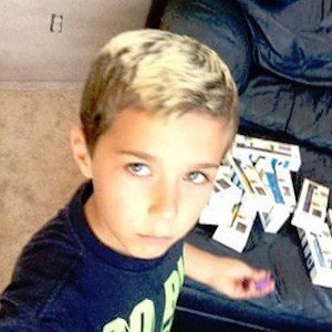 Celebrities born on May 5