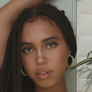 Asia Ray, 20 (舞蹈家)