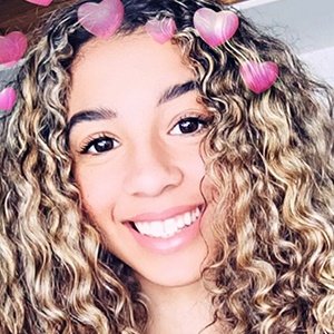 Aspen Halle, 25 (Dancer)