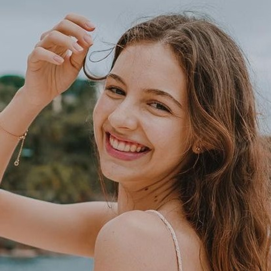 Atenea Reyes, 21 (TikTok明星)