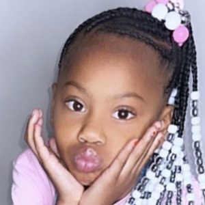 Aubrey A’leigh image 4