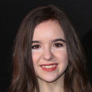 Aubrey Miller, 24 (Attrice TV)