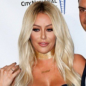 Aubrey O'Day, 41 (流行歌手)