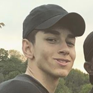 Auden Barnes, 21 (TikTok Star)