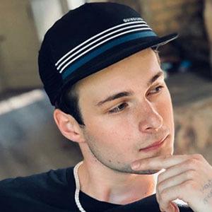 Austin Felt, 26 (TikTok Star)