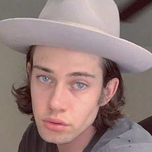 Austin Gray image 1