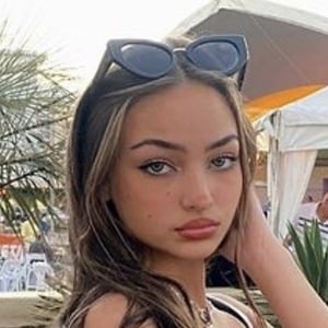 Ava Alfaro, 20 (TikTok明星)