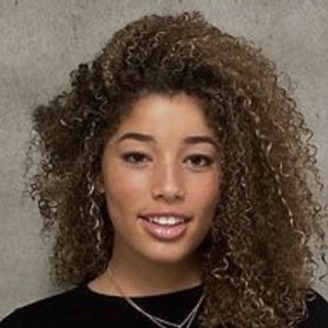 Ava Bynes, 20 (Звезда Тиктока)