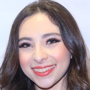 Ava Cantrell image 5