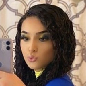 Ava Hinojosa, 23 (TikTok Star)