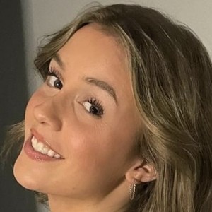 Ava Mistruzzi image 7