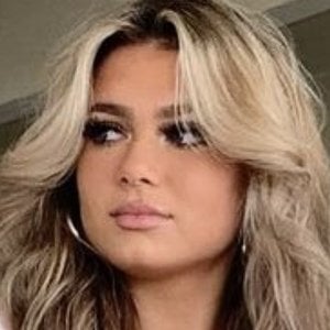 Ava Monpere image 4