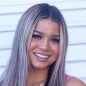 Ava Monpere image 5