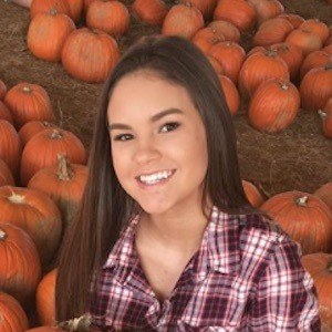 Avery Arendes, 24 (電影女演員)