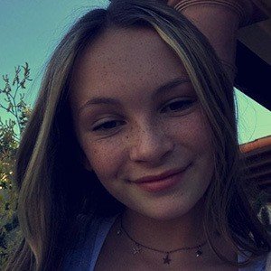 Avery Hewitt, 20 (電影女演員)