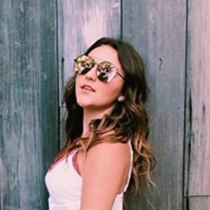 Avery Winter, 23 (流行歌手)