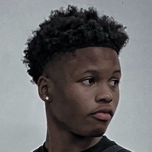 AveryB, 26 (Estrelas do YouTube)