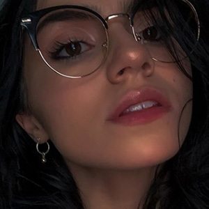 Avivasofia, 23 (TikTok明星)