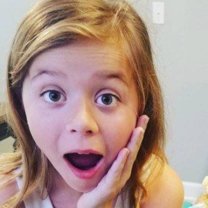 Aydah Vlach, 17 (YouTube Star)
