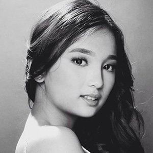 Ayeesha Cervantes, 25 (TV Actress)