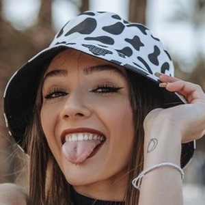 Ayelén Baixauli Machado, 25 (TikTok明星)