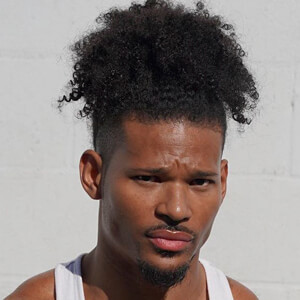 Ayinde Warren image 5