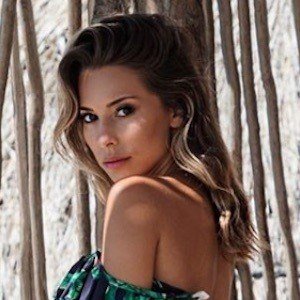 Ayla Woodruff, 33 (Instagram Star)