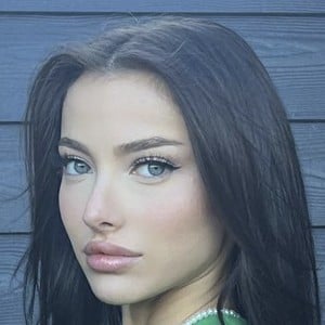 Ayshantii, 26 (TikTok明星)