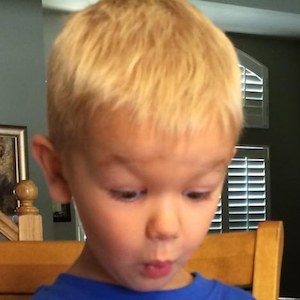 Az Tannerites, 11 (YouTube Star)