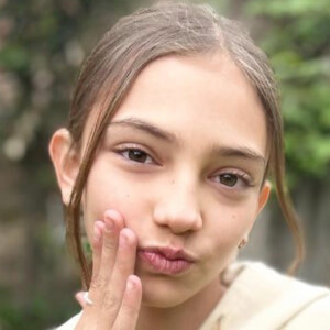 Azul Alenka, 24 (TV Actress)