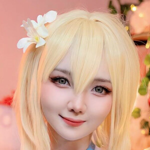 Azulacan, 28 (Cosplayer)