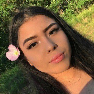 Baby Girl Tima, 24 (YouTube明星)