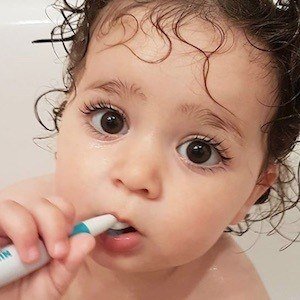 Baby Lusin, 10 (Instagram Star)